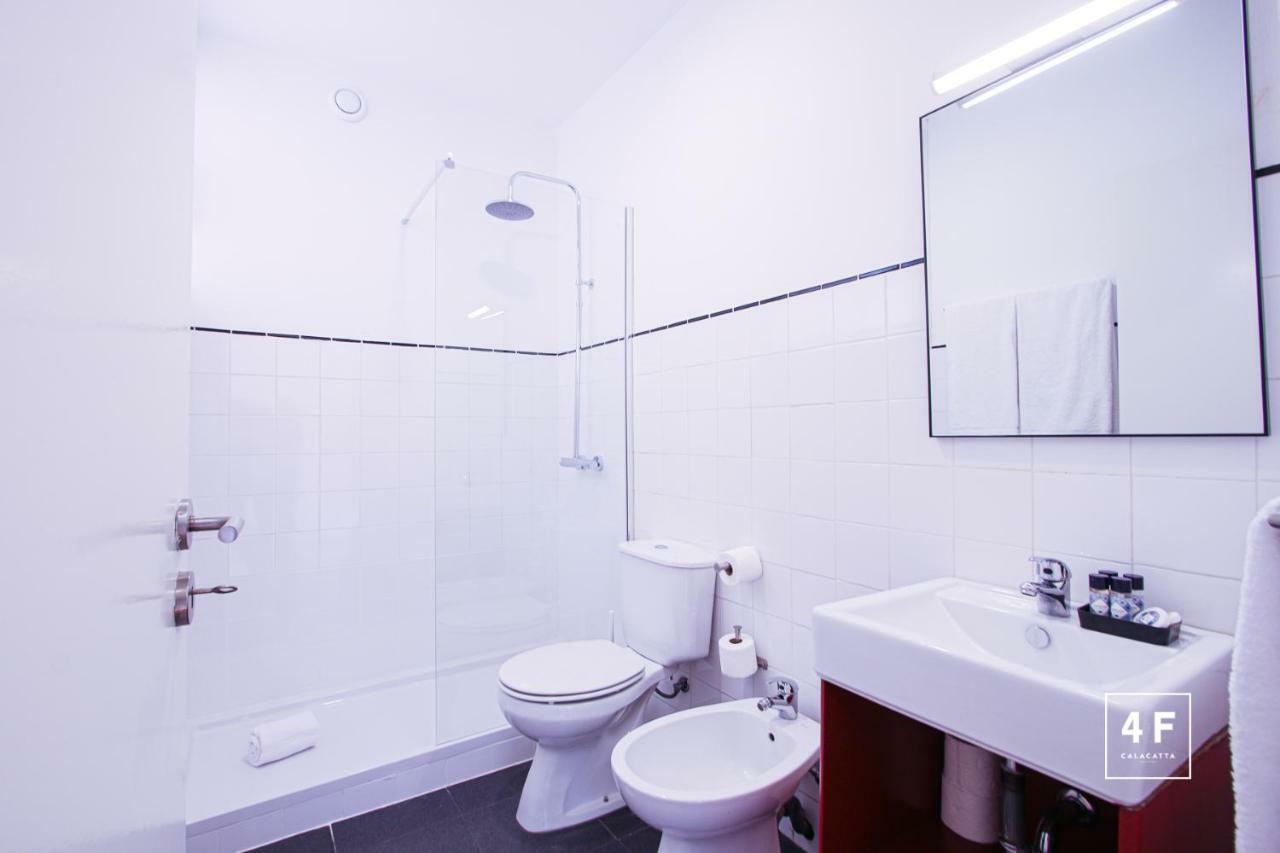 Calacatta Housing Porto Quarto foto